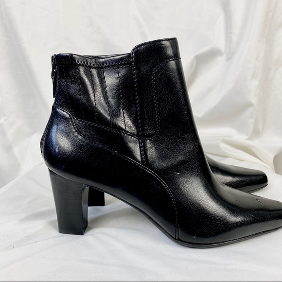 Franco Sarto Ankle Booties Heels size 7 NWOT - Picture 1 of 8